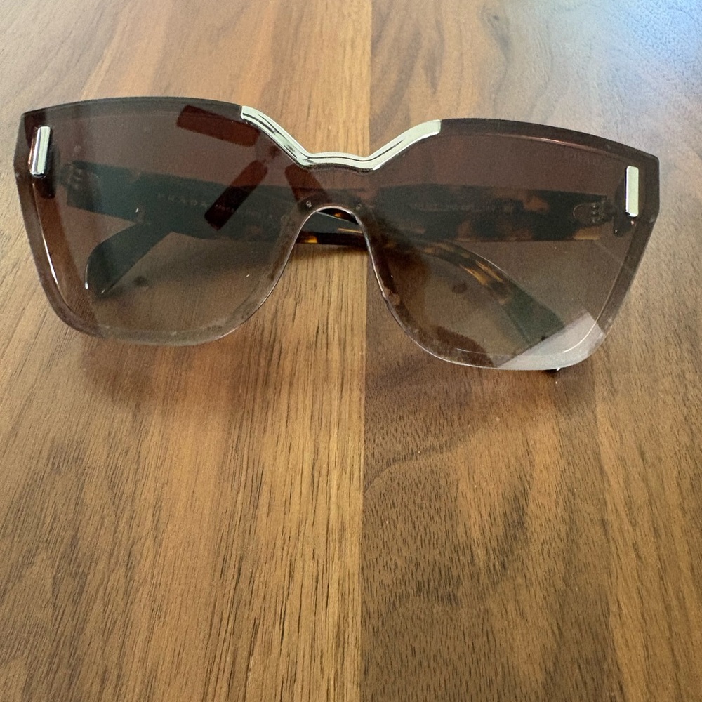 Prada Brown Oversized Sunglasses with Gradient Lenses